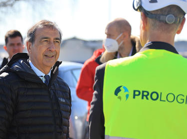 Mayor Giuseppe Sala visiting the new Prologis building at the Milan Food Market